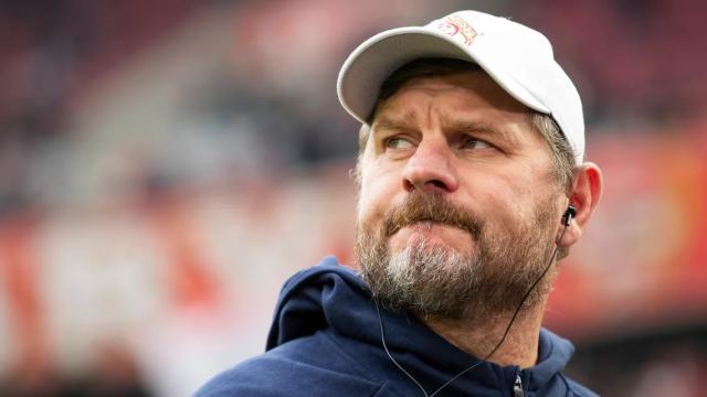 开云官方网站-管理无能只会炒帅，科隆的自取灭亡之路